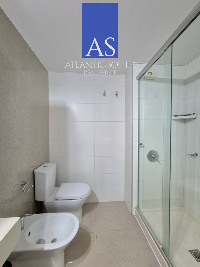 Apartamento ID.4636 - Oportunidad Planta moderna de categroría en excelente ubicación Playa Mansa