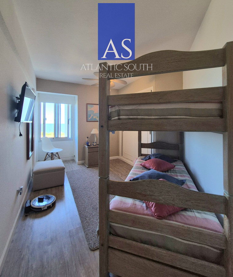 Apartamento ID.4284 - Apartamento reciclado 2 dormitorios frente al mar primera línea terraza cochera Playa Mansa Pinares