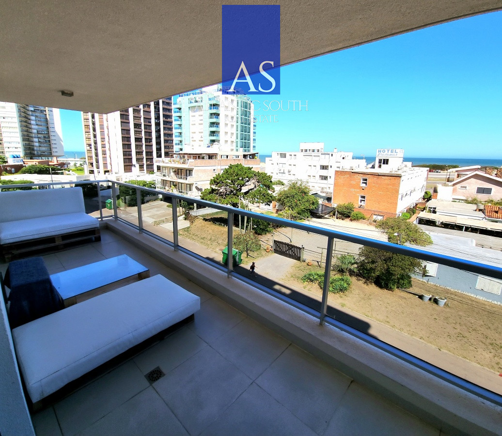 Apartamento ID.2612 - Apartamento 2 dormitorios en Playa Brava a 50mts del mar