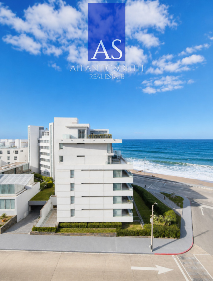 Apartamento ID.4892 - Planta de categoría de 3 suites reciclada frente al mar en Península