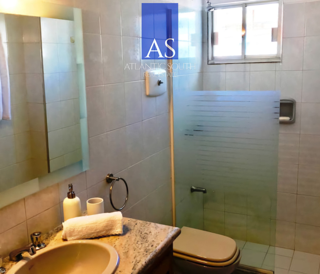Apartamento ID.4093 - Apartamento de 2 dormitorios con vista al mar y garage en Península