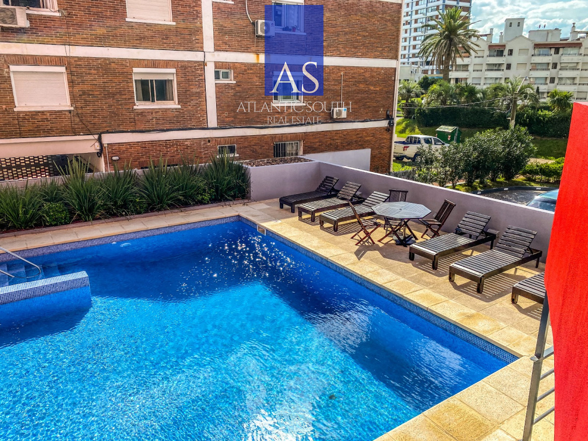Apartamento ID.4308 - Apartamento de 3 dormitorios con servicios Playa Brava 