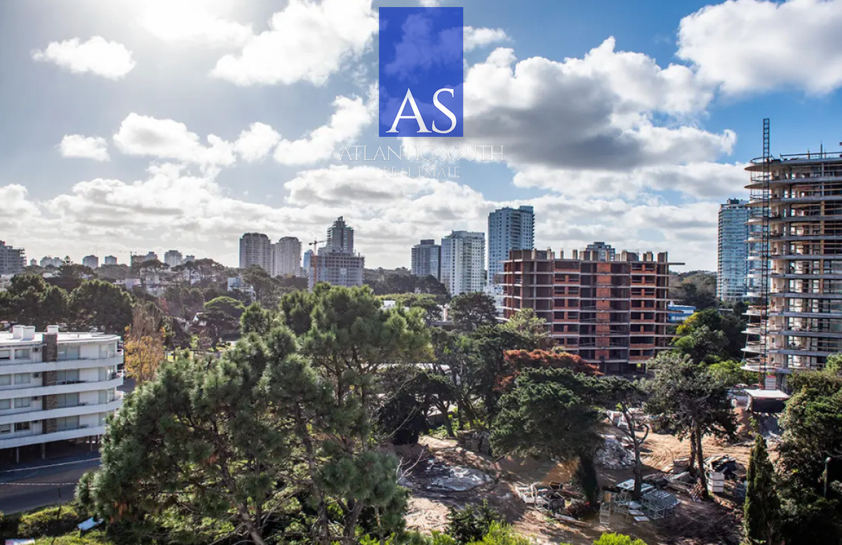Apartamento ID.4267 - Apartamento de 3 dormitorios y 3 baños moderno en Aidy grill, Punta del Este 