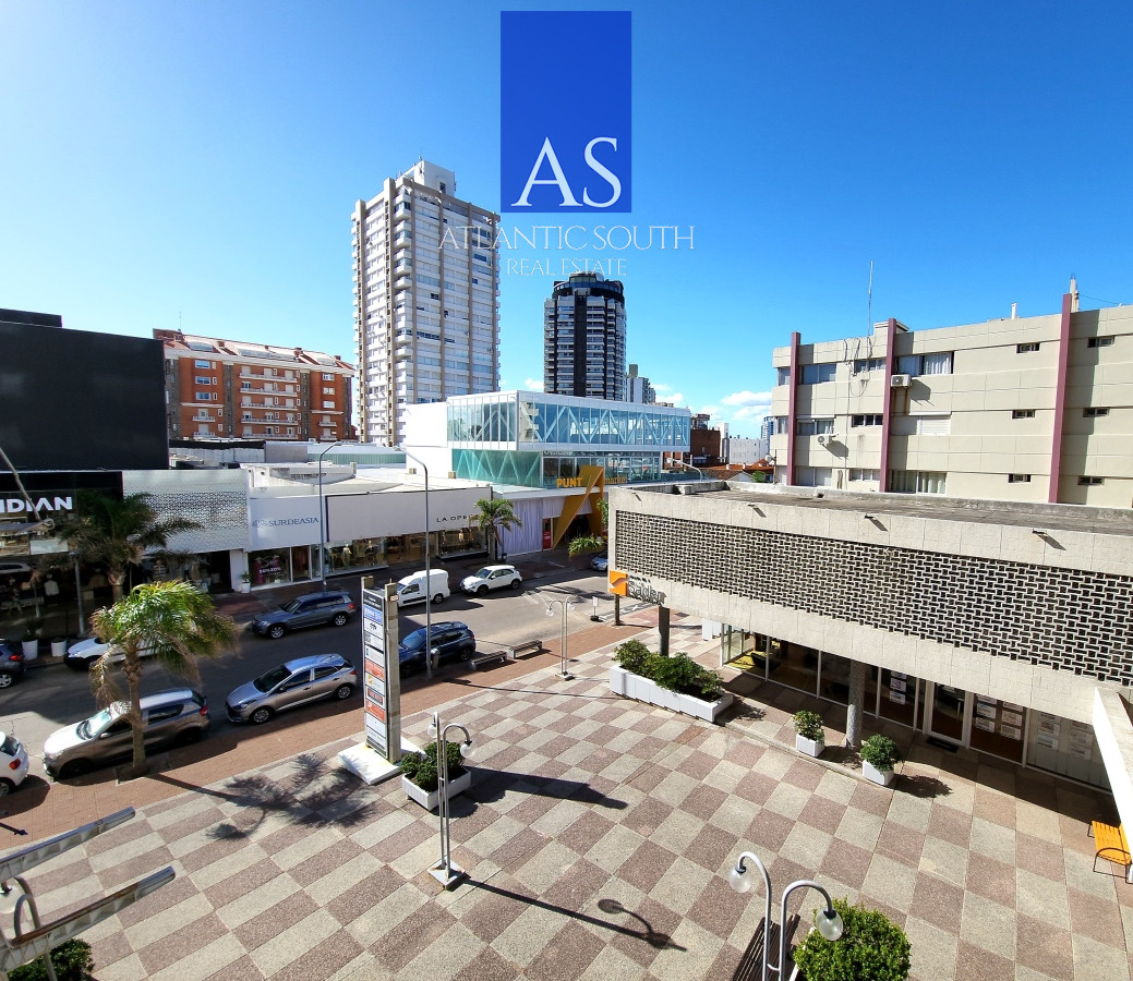 Apartamento ID.3378 - Excelente Oportunidad para inversores en Punta del Este 2 dormitorios reciclado