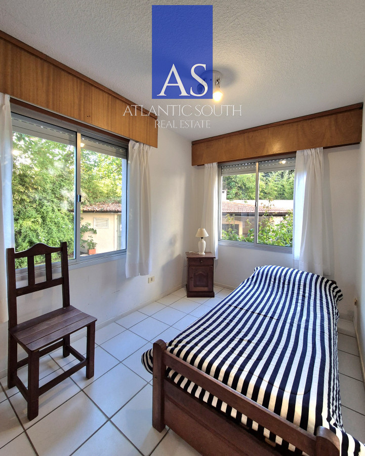 Apartamento ID.4079 - Apartamento venta 3 dormitorios tipo casa Playa Mansa Punta del Este
