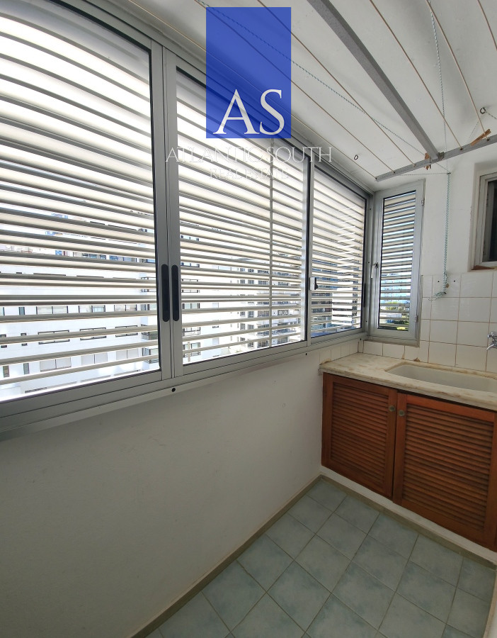 Apartamento ID.3787 - Apartamento en venta 3 domritorios y dependencia con hermosa vista Playa Mansa