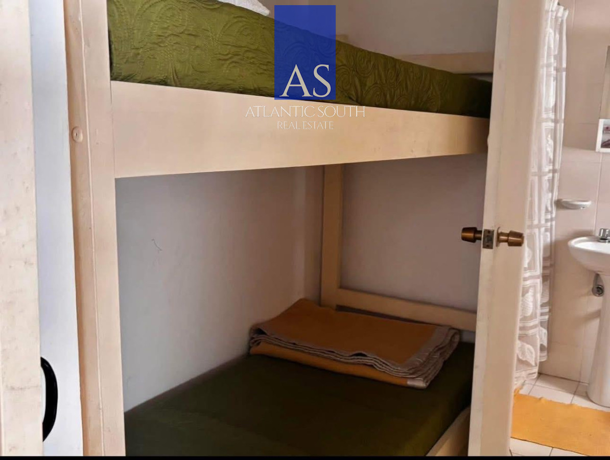 Apartamento ID.4187 - Oportunidad de 2 dormitorios + dependencia con vista a la Playa Brava 