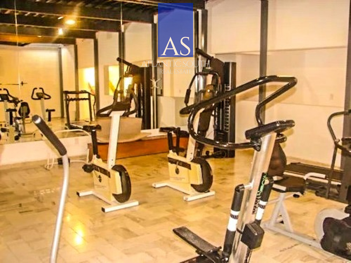 Apartamento ID.4308 - Apartamento de 3 dormitorios con servicios Playa Brava 