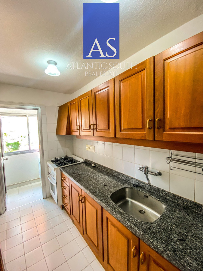 Apartamento ID.4308 - Apartamento de 3 dormitorios con servicios Playa Brava 