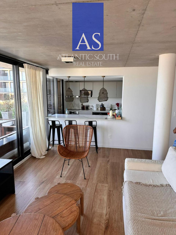 Apartamento ID.4314 - Apartamento 3 dormitorios con parrillero a estrenar garage primera linea Playa Mansa Pinares 