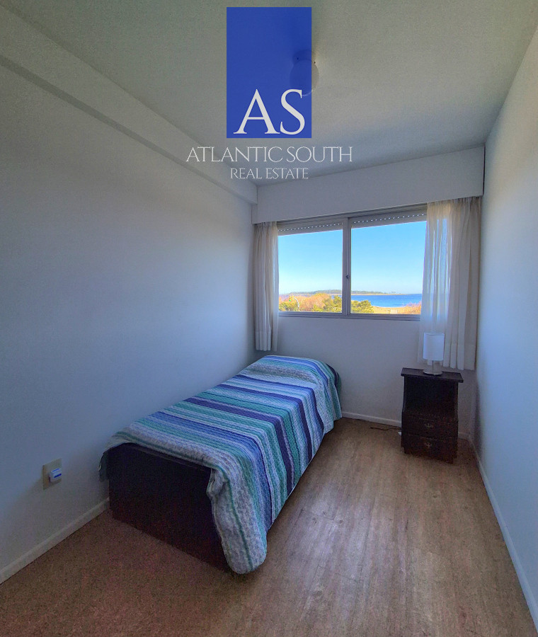 Apartamento ID.4175 - Apartamento de 3 dormitorios + servicio con vista al mar Playa Mansa