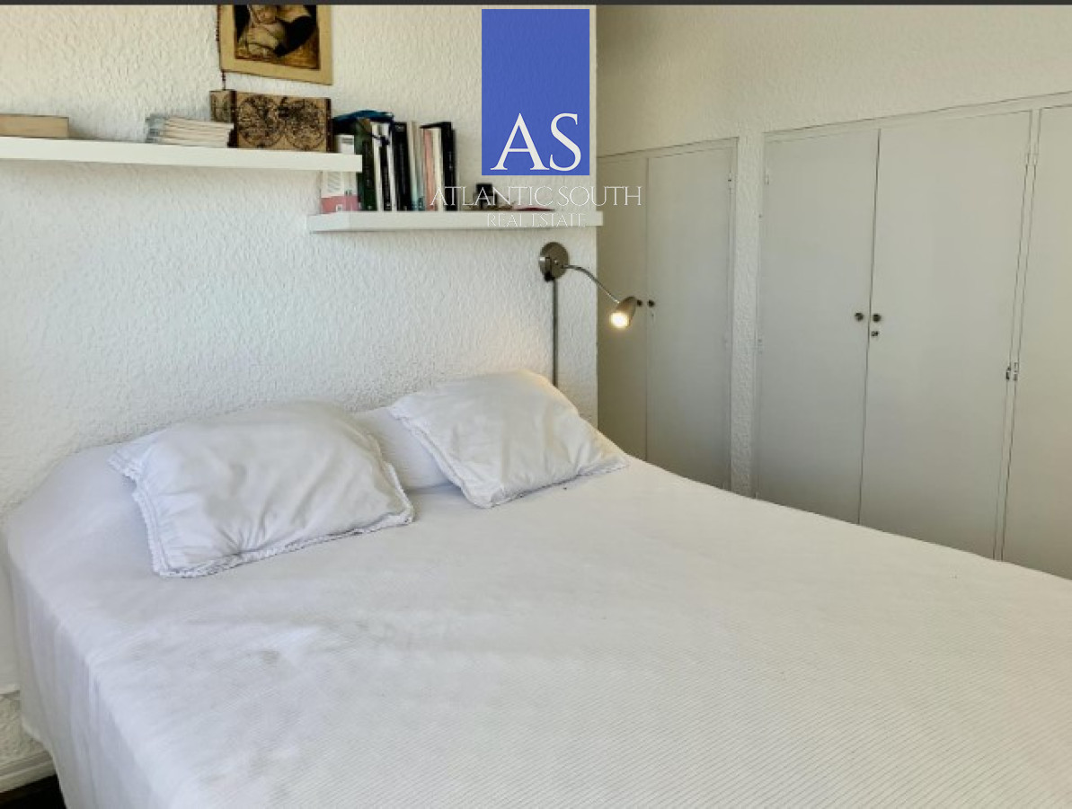 Apartamento ID.3998 - Apartamento de 2 dormitorios con vista al mar Primera Linea Playa Brava 