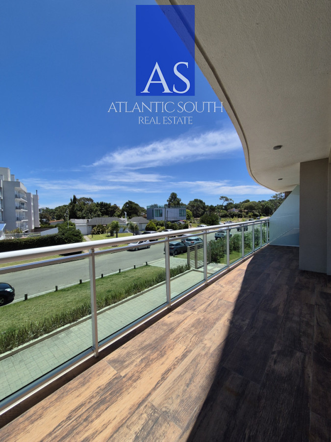 Apartamento ID.3672 - Oportunidad Cruceros 3 Apartamento en venta 2 dormitorios a estrenar parrillero propio Playa Mansa Pinares Punta del Este