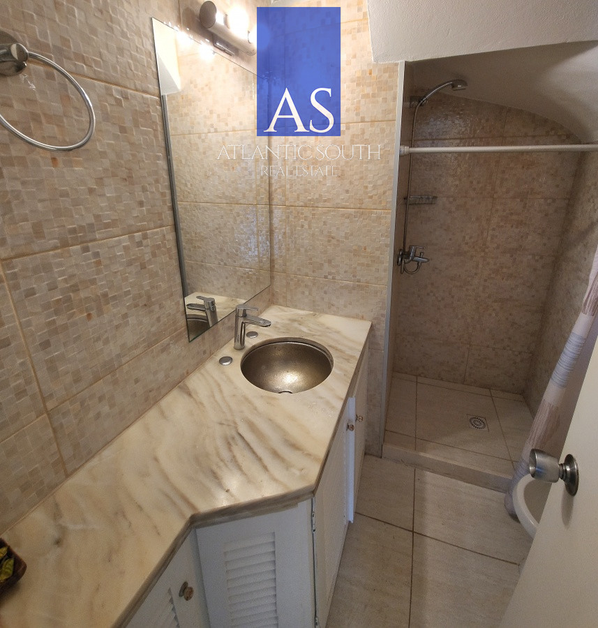 Apartamento ID.2502 - Oportunidad Penthouse 3 dormitorios con parrillero cochera Playa Mansa