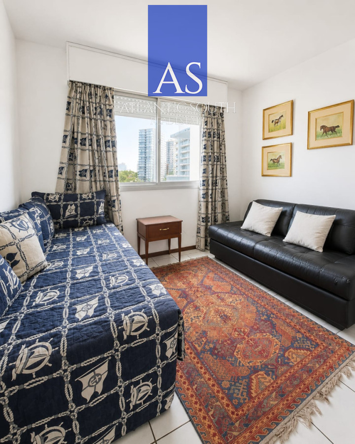 Apartamento ID.4995 - Apartamento de 2 dormitorios con parrillero propio y vista al mar en Punta del Este