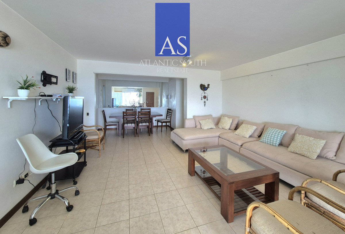 Apartamento ID.3944 - Apartamento piso alto 3 dormitorios terraza garage con vista al mar Península Punta del Este
