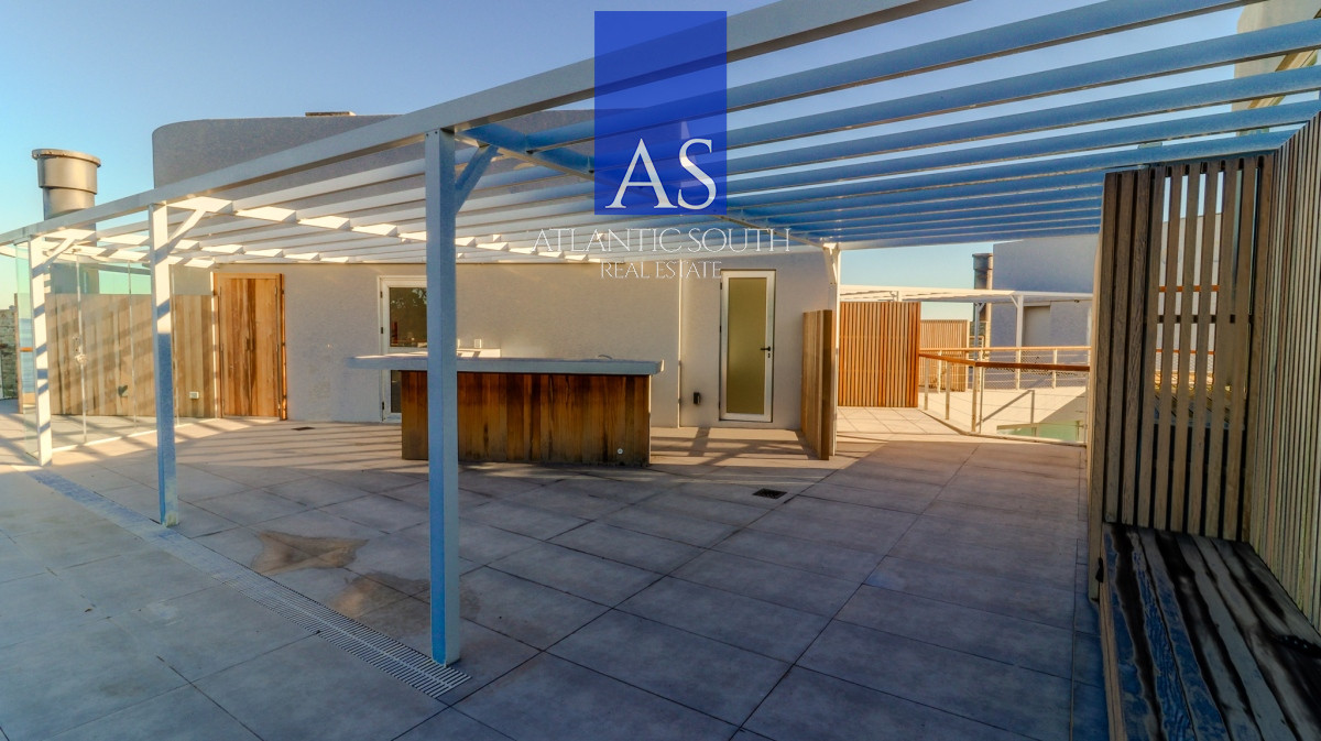 Apartamento ID.3559 - Espectacular Penthouse primera linea frente al mar Playa Mansa Pinares Punta del Este