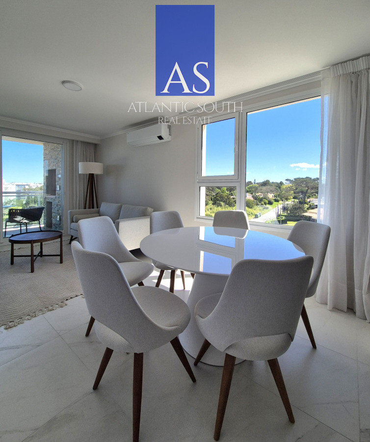 Apartamento ID.3674 - Apartamento 2 dormitorios con parrillero y vista frente al mar Playa Mansa Pinares Punta del Este