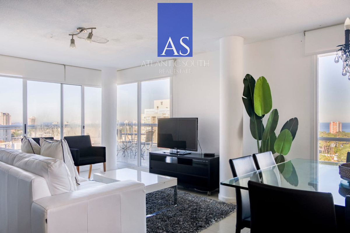 Apartamento ID.4898 - Penthouse dúplex con terrazas excepcionales y vistas panorámicas en Punta del Este