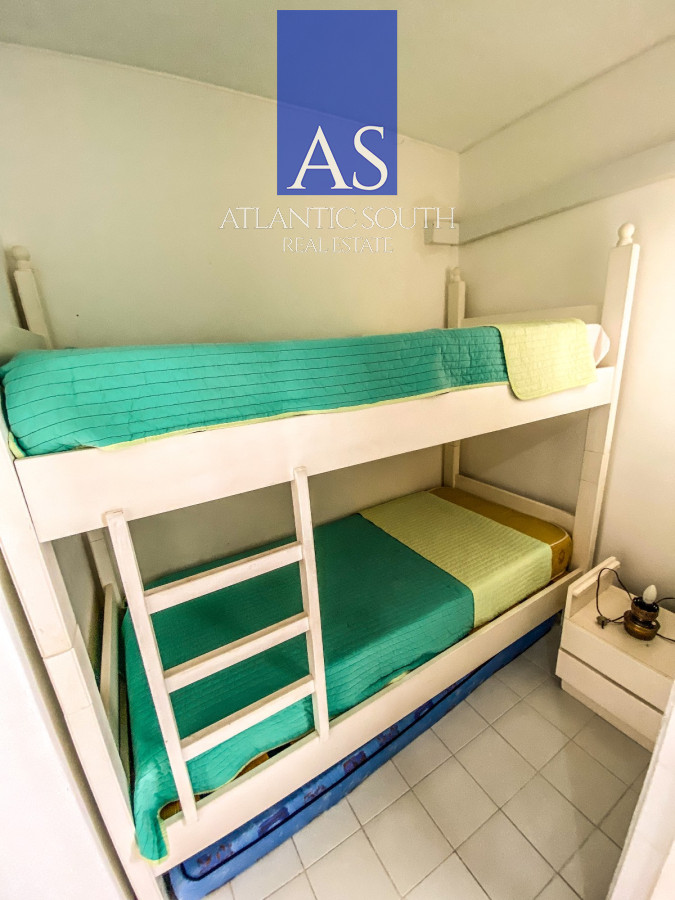 Apartamento ID.4308 - Apartamento de 3 dormitorios con servicios Playa Brava 