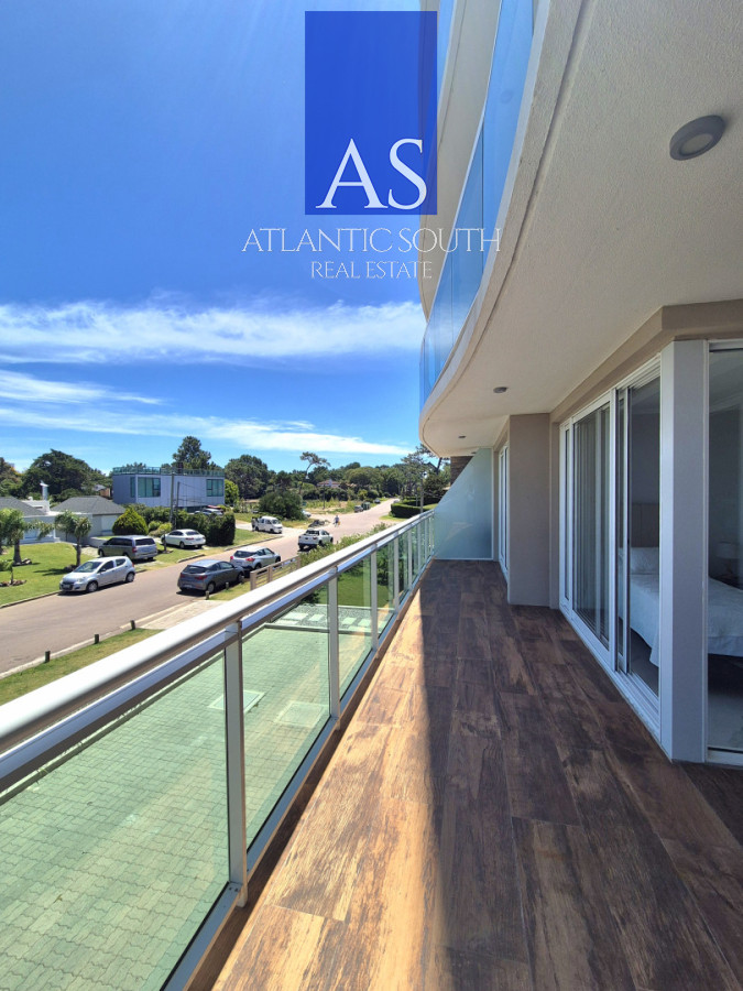 Apartamento ID.3672 - Oportunidad Cruceros 3 Apartamento en venta 2 dormitorios a estrenar parrillero propio Playa Mansa Pinares Punta del Este