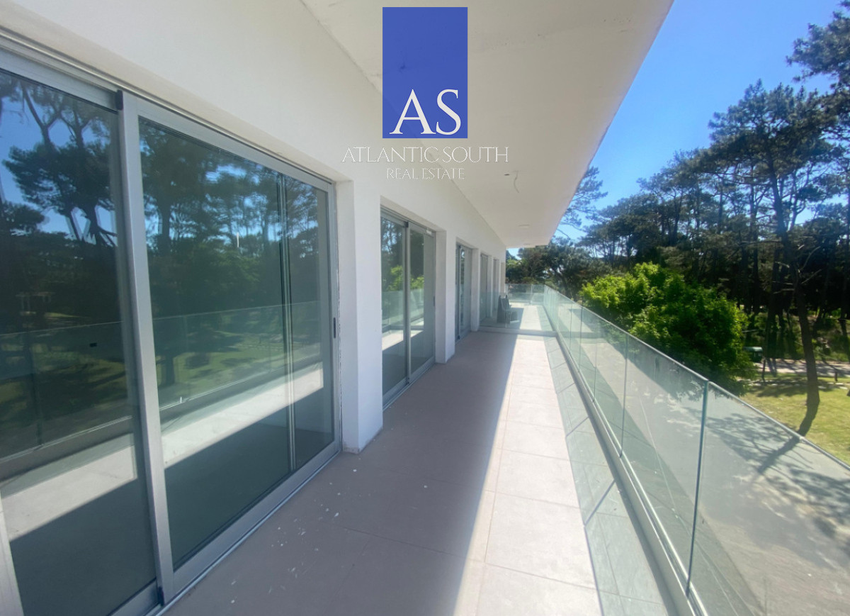 Apartamento ID.4154 - Apartamento de 2 dormitorios a pasos de Playa Mansa 