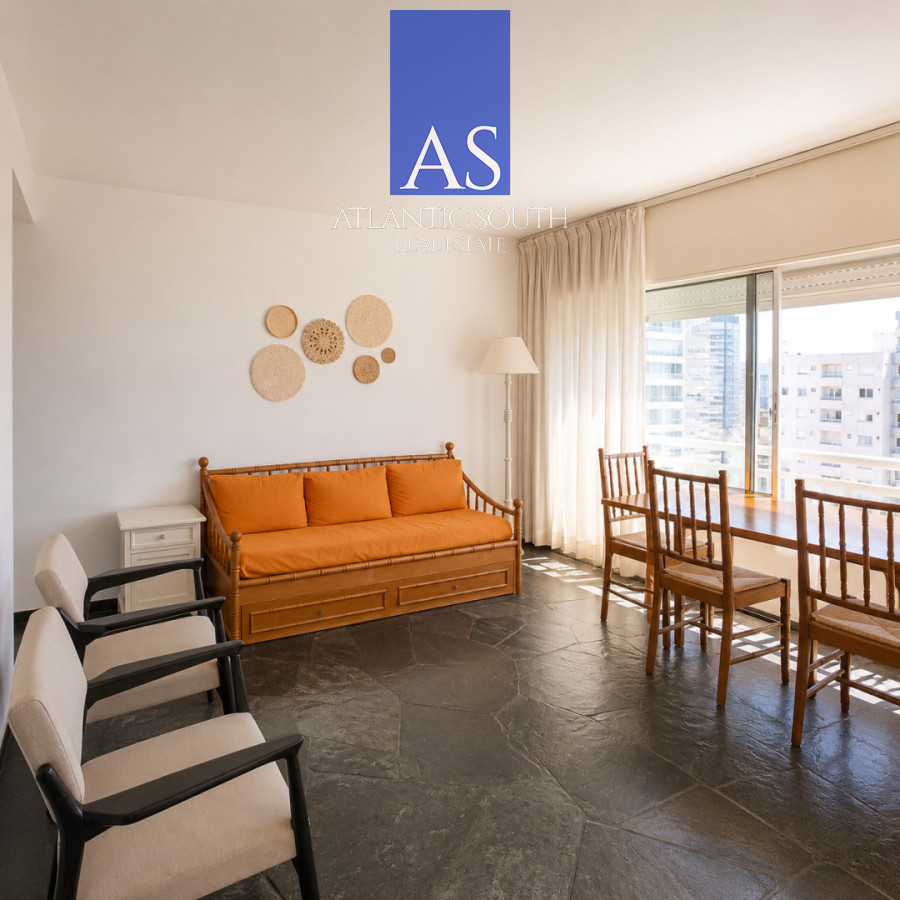 Apartamento ID.4843 - Apartamento 1 dormitorio y garage vista al mar Península Punta del Este