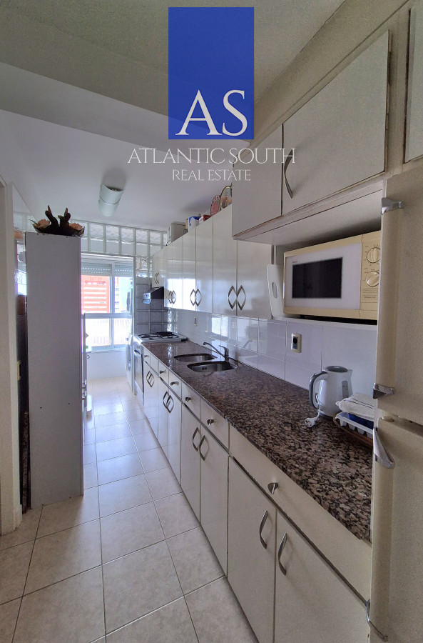 Apartamento ID.3944 - Apartamento piso alto 3 dormitorios terraza garage con vista al mar Península Punta del Este