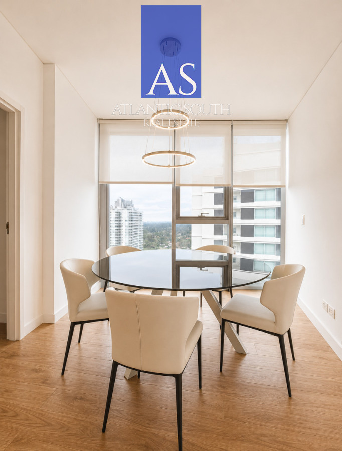 Apartamento ID.4878 - Exclusiva Residencia en Piso Alto de Trump Tower Punta del Este
