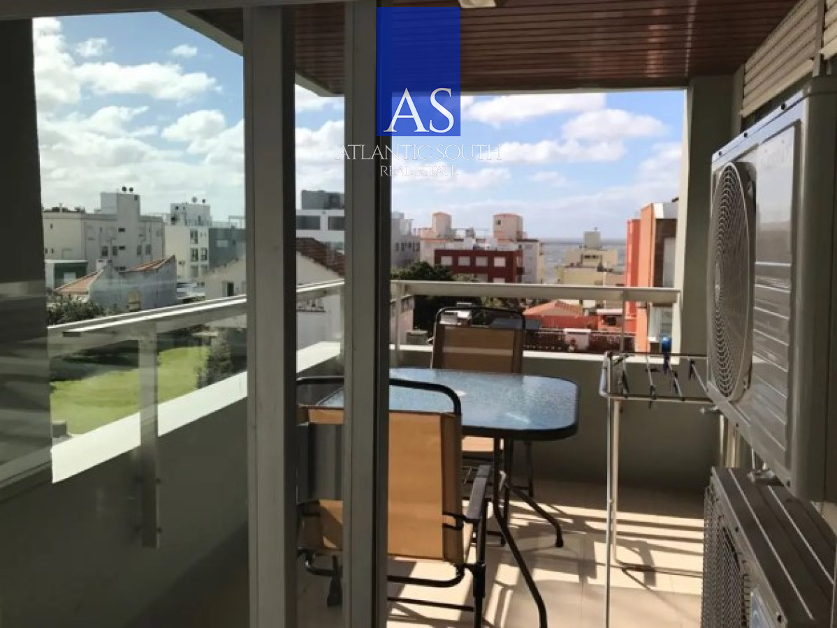 Apartamento ID.3950 - Apartamento 2 dormitorios con vista al puerto en Punta del Este 