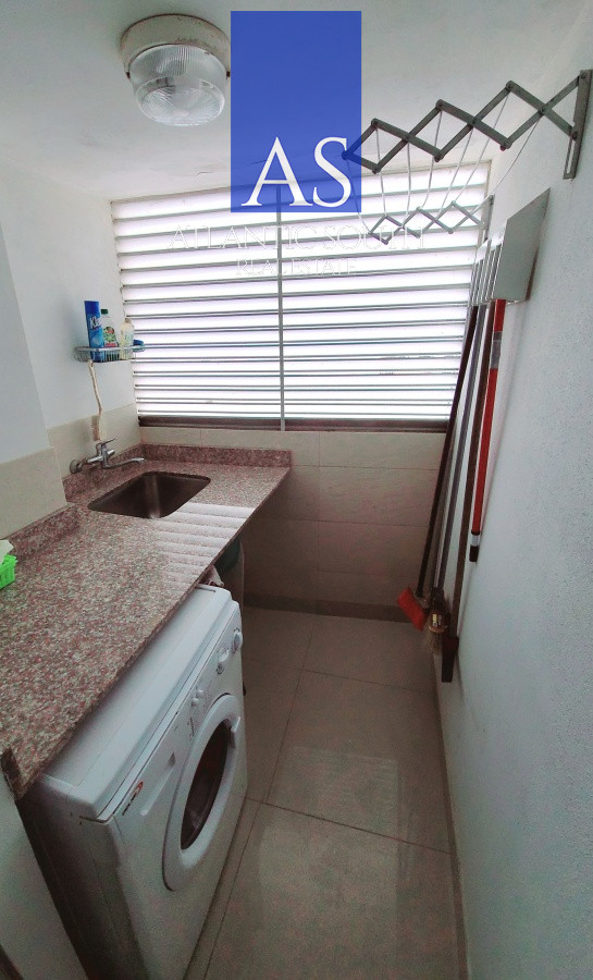 Apartamento ID.2286 - Oportunidad 3 dormitorios y 3 baños reciclado con parrillero en Playa Mansa