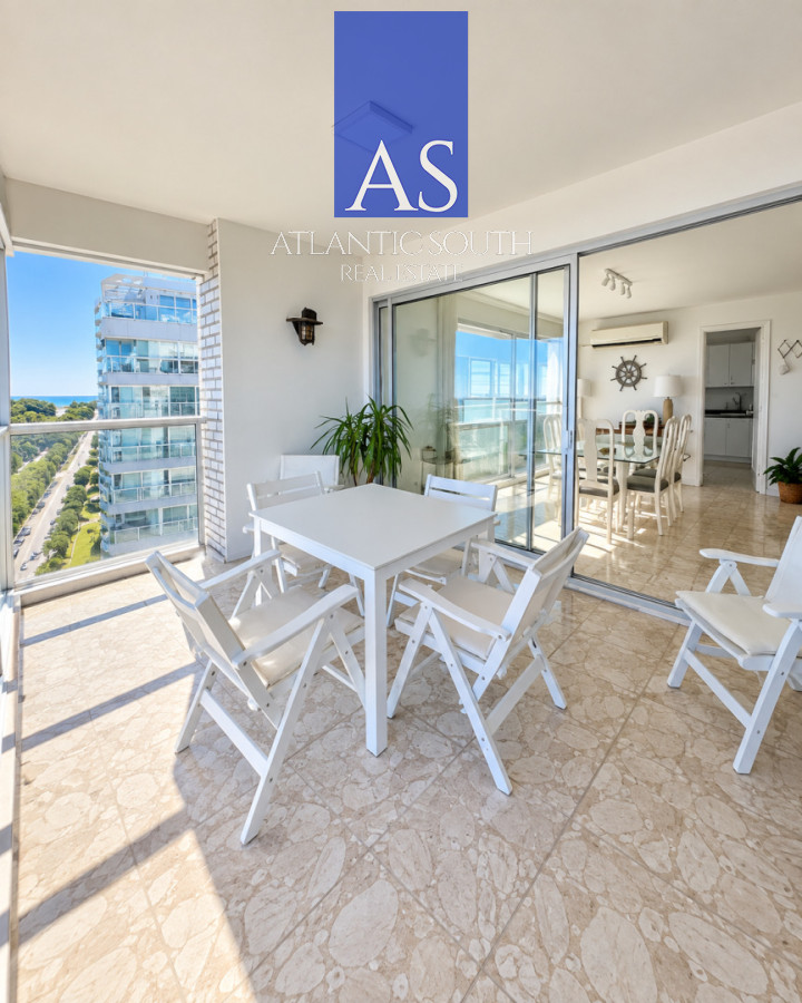 Apartamento ID.5117 - Apartamento en venta y alquiler, frente al mar, primera linea mansa, Punta del Este