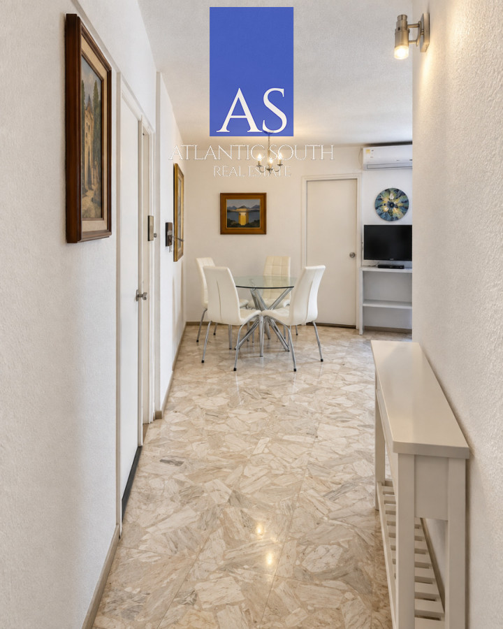 Apartamento ID.5122 - Apartamento 2 dormitorios frente al mar reciclado terraza y garage gastos bajos Playa Mansa Punta del Este