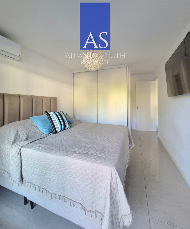 Apartamento ID.4636 - Oportunidad Planta moderna de categroría en excelente ubicación Playa Mansa
