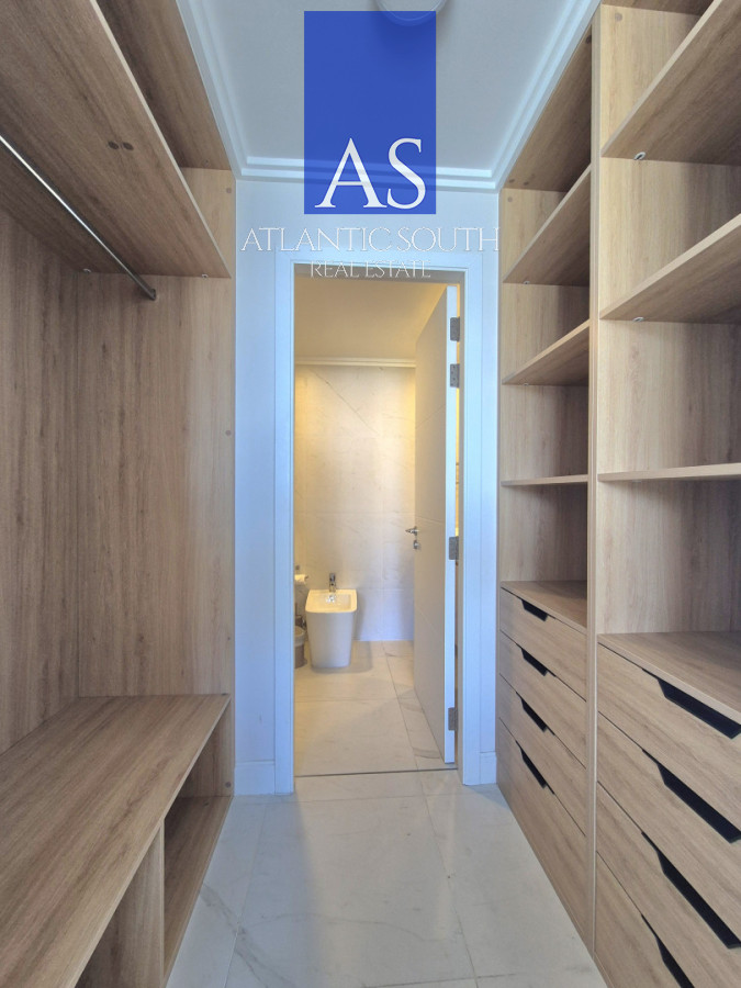 Apartamento ID.3672 - Oportunidad Cruceros 3 Apartamento en venta 2 dormitorios a estrenar parrillero propio Playa Mansa Pinares Punta del Este