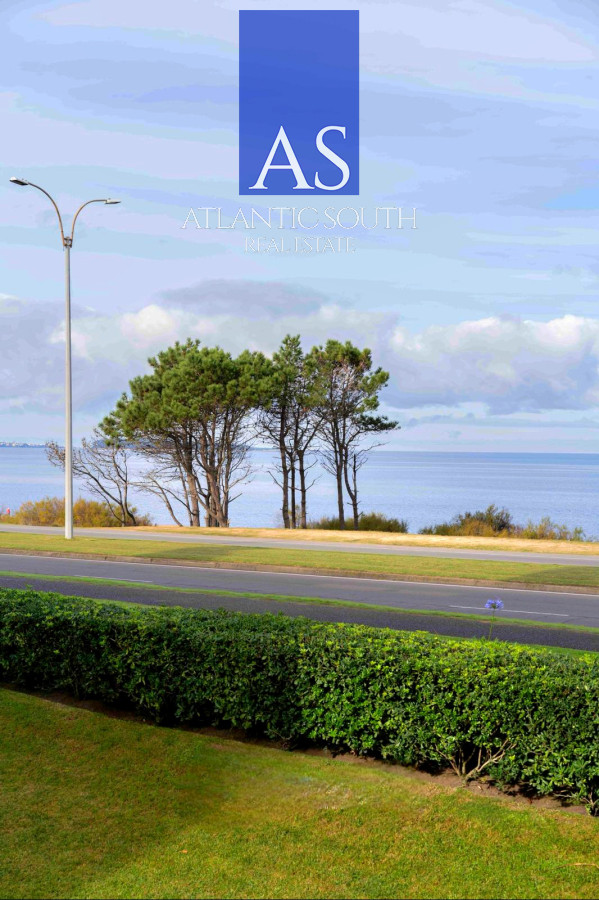 Apartamento ID.3690 - VENTA: APARTAMENTO 3 DORMITORIOS EDIFICIO CRUCEROS PLAYA MANSA