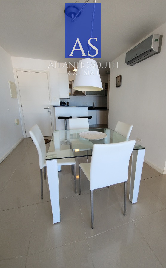 Apartamento ID.2612 - Apartamento 2 dormitorios en Playa Brava a 50mts del mar