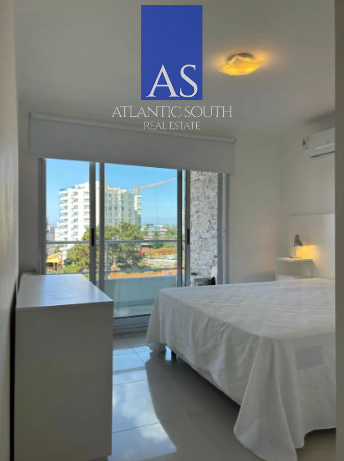Apartamento ID.3462 - Oportunidad Moon Apartamento amplio y moderno 3 dormitorios y 3 baños con parrillero Punta del Este