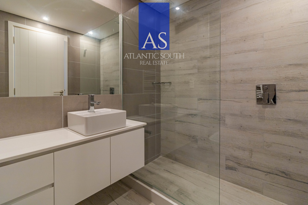Apartamento ID.3559 - Espectacular Penthouse primera linea frente al mar Playa Mansa Pinares Punta del Este