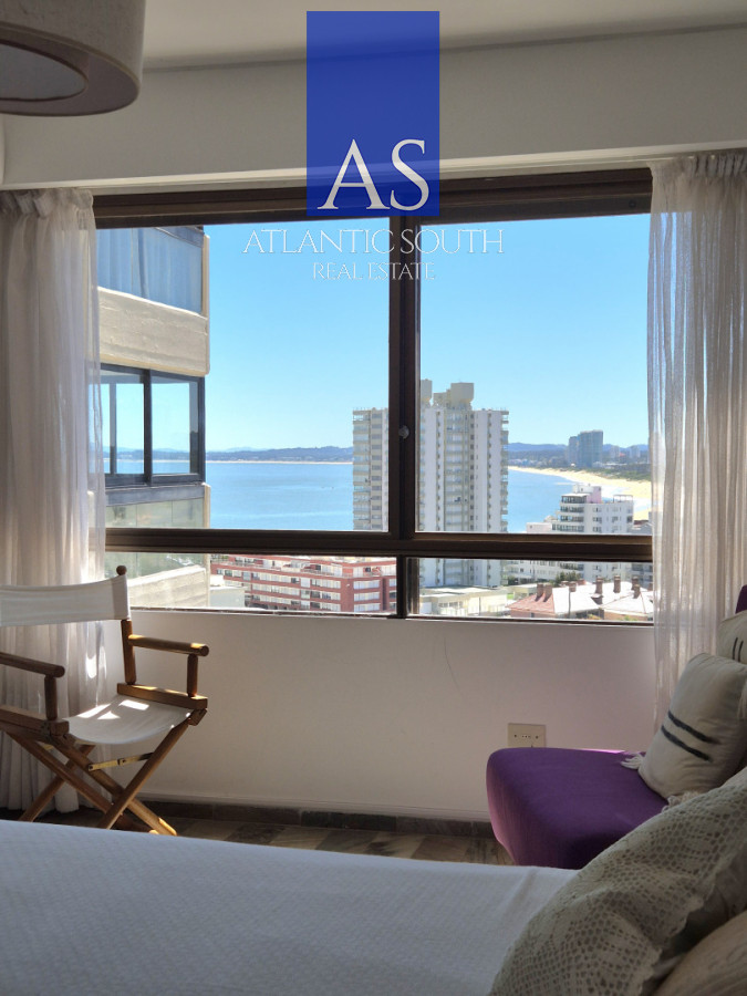 Apartamento ID.4438 - Apartamento 3 dormitorios terraza garage con vista al mar Península Punta del Este