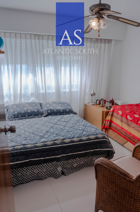 Apartamento ID.4142 - Apartamento de 2 dormitorios con vista al mar Punta del Este 