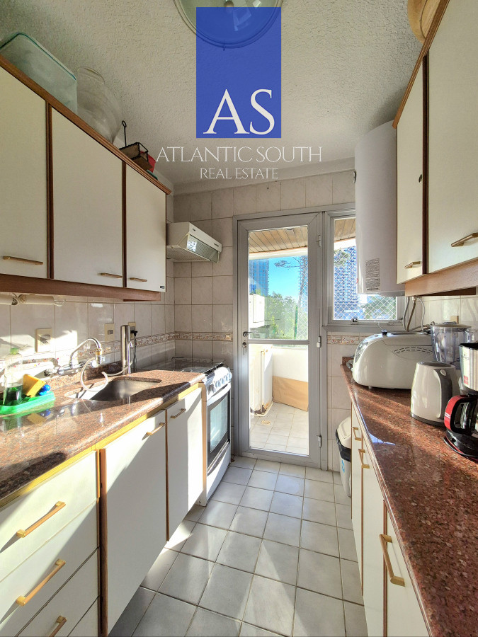 Apartamento ID.4259 - Penthouse 3 dormitorios barbacoa uso exclusivo garage piscina Playa Mansa Punta del Este