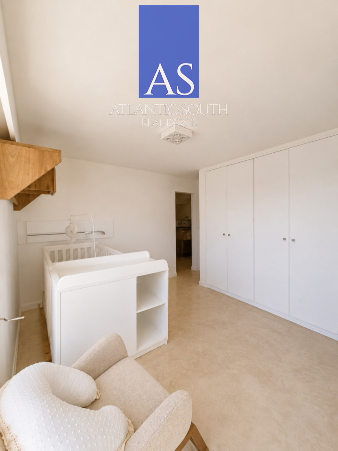 Apartamento ID.4892 - Planta de categoría de 3 suites reciclada frente al mar en Península