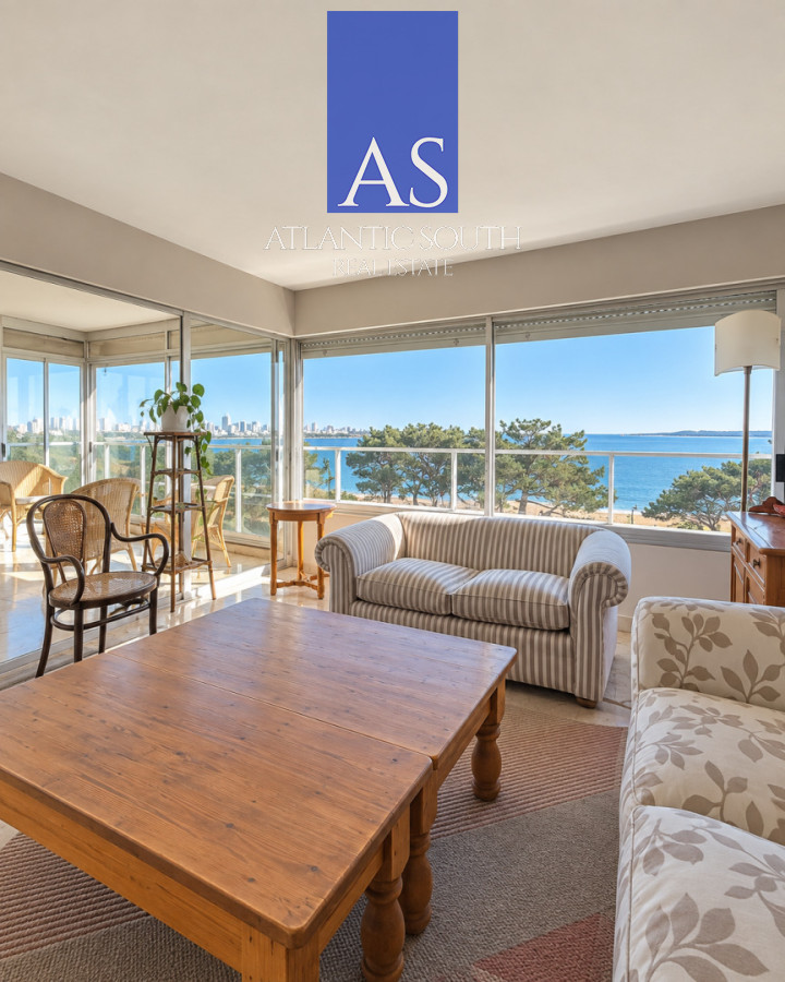 Apartamento ID.5124 - Planta de categoría 3 dormitorios+servicio frente al mar Playa Mansa Punta del Este