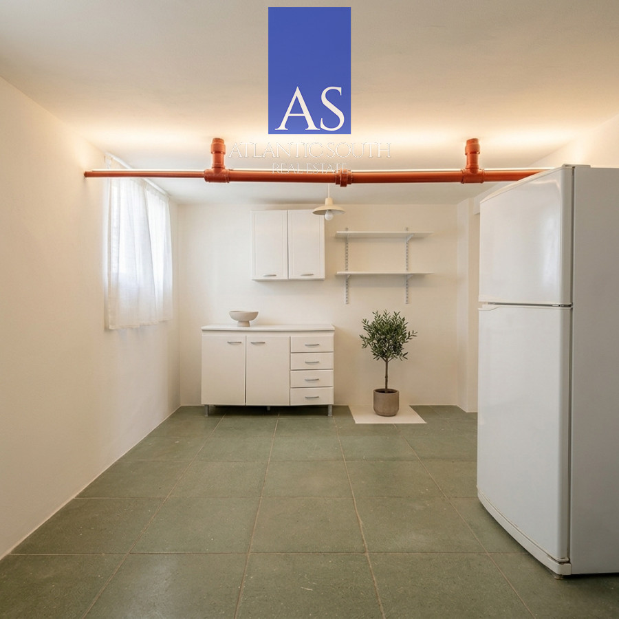 Apartamento ID.4635 - Apartamento reciclado frente al mar Playa Mansa 3 dormitorios terraza con barbacoa uso exclusivo y vista el mar Punta del Este
