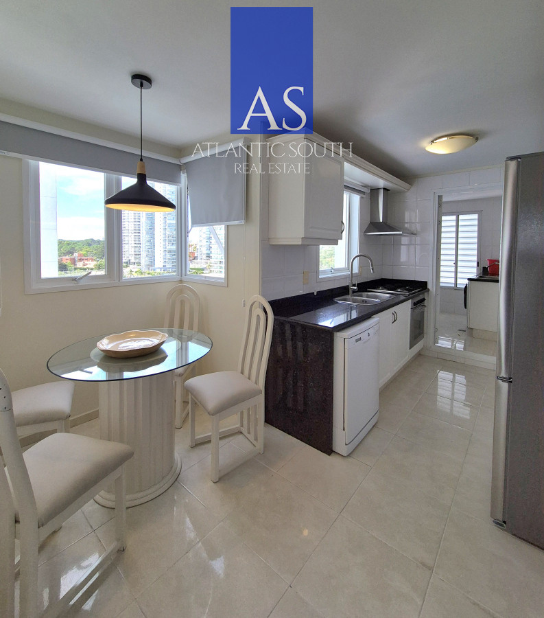 Apartamento ID.3939 - Apartamento 3 dormitorios en suite torre de lujo primera linea frente al mar Millenium Playa Mansa Enjoy Punta del Este