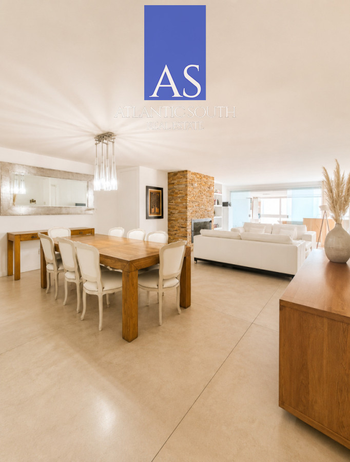 Apartamento ID.4892 - Planta de categoría de 3 suites reciclada frente al mar en Península