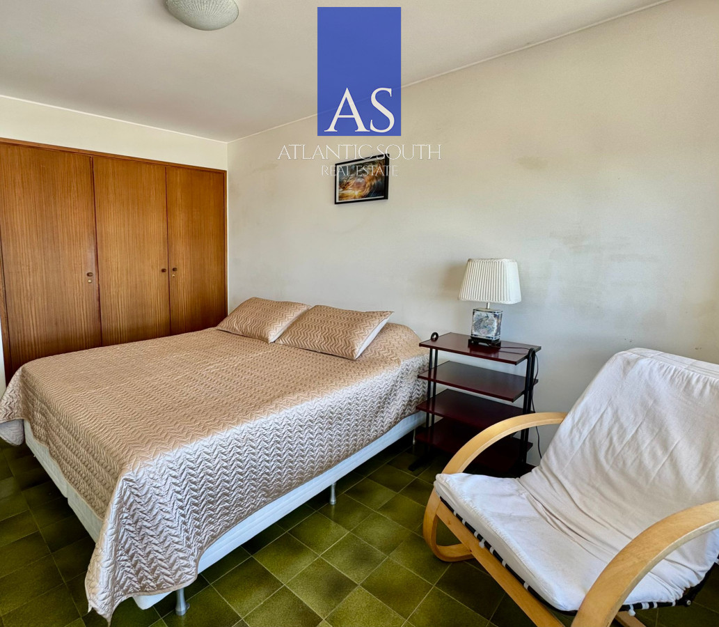 Apartamento ID.3890 - Apartamento de 4 dormitorios en península con excelente vista al mar 