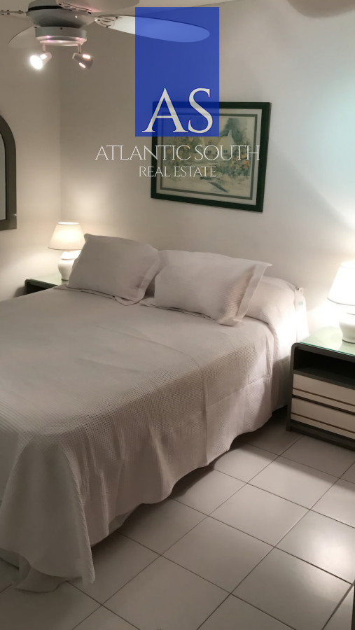 Apartamento ID.4093 - Apartamento de 2 dormitorios con vista al mar y garage en Península