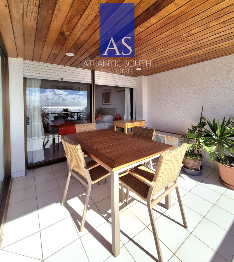 Apartamento ID.3964 - Apartamento 3 dormitorios + dependencia frente al mar parada 1 Playa Mansa Península